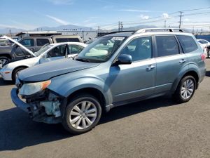Subaru Forester 2.5L 4 2011
