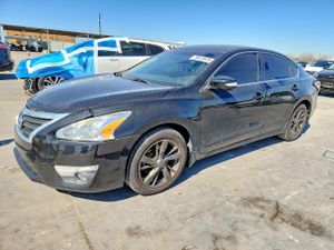 Nissan Altima 2.5L 4 2015