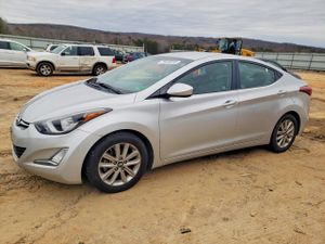 Hyundai Elantra 1.8L 4 2015