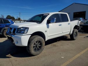 Nissan Titan 5.6L 8 2004