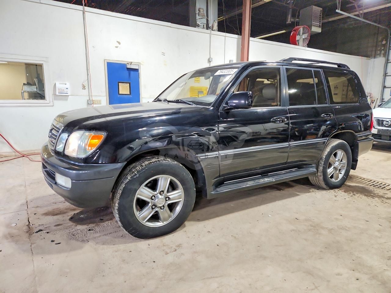 Lexus LX 4.7L 8 2003