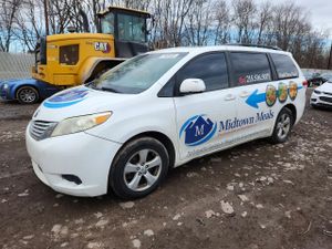 Toyota Sienna 3.5L 6 2011