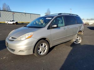 Toyota Sienna 3.3L 6 2006