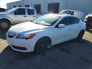Acura ILX 2.0L 4 2013