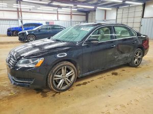 Volkswagen Passat 2.0L 4 2014