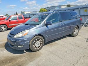 Toyota Sienna 3.5L 6 2009