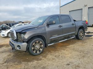 Toyota Tundra 4.6L 8 2013