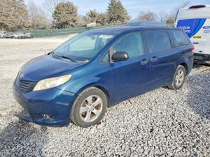 Toyota Sienna 3.5L 6 2012