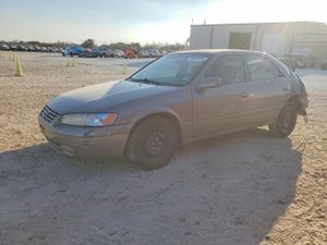 Toyota Camry 2.2L 4 1999