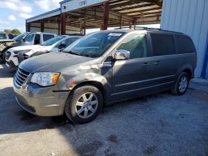 Chrysler Town & Country 3.8L 6 2010