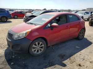 Kia Rio 1.6L 4 2013