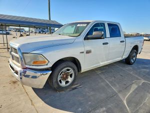 Dodge RAM 5.7L 8 2011