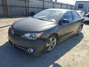 Toyota Camry 2.5L 4 2014