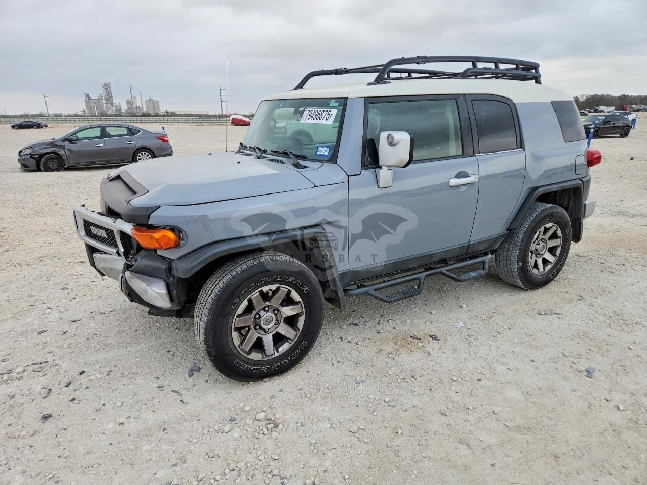 Toyota FJ Cruiser 4.0L 6 2014