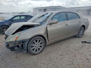 Toyota Avalon 2005