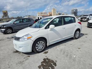 Nissan Versa 1.8L 4 2009