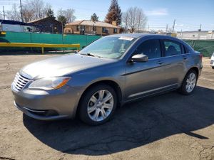 Chrysler 200 2.4L 4 2013