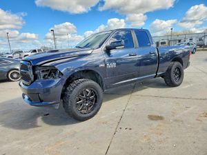 RAM 1500 5.7L 8 2015