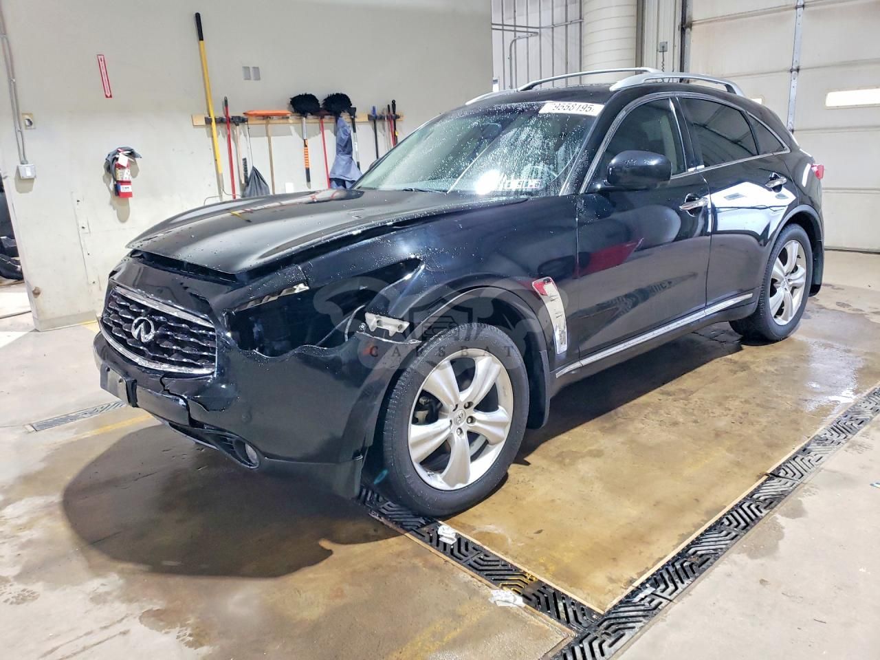 Infiniti FX 3.5L 6 2011