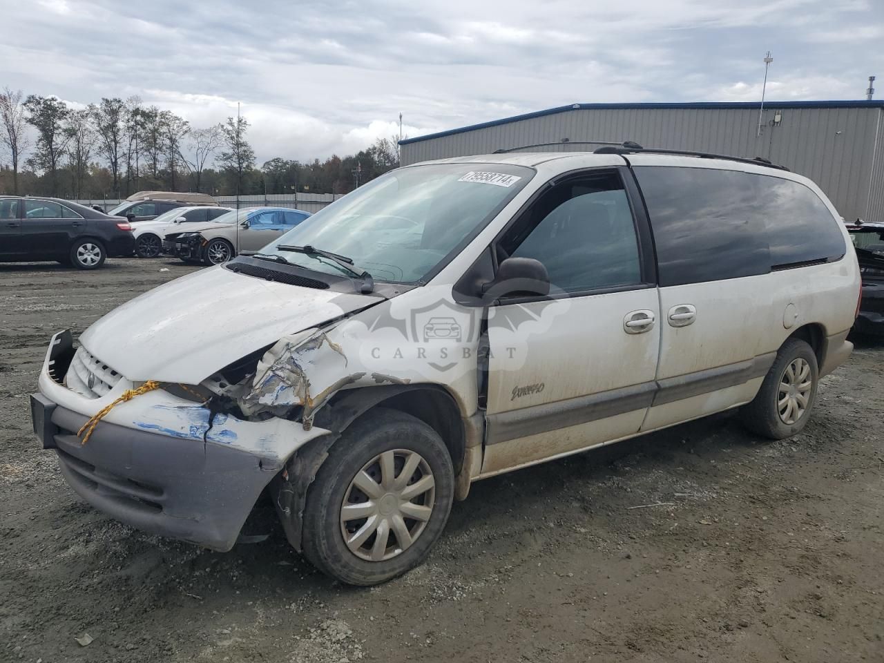 Plymouth Voyager SE 3.3L 6 1999