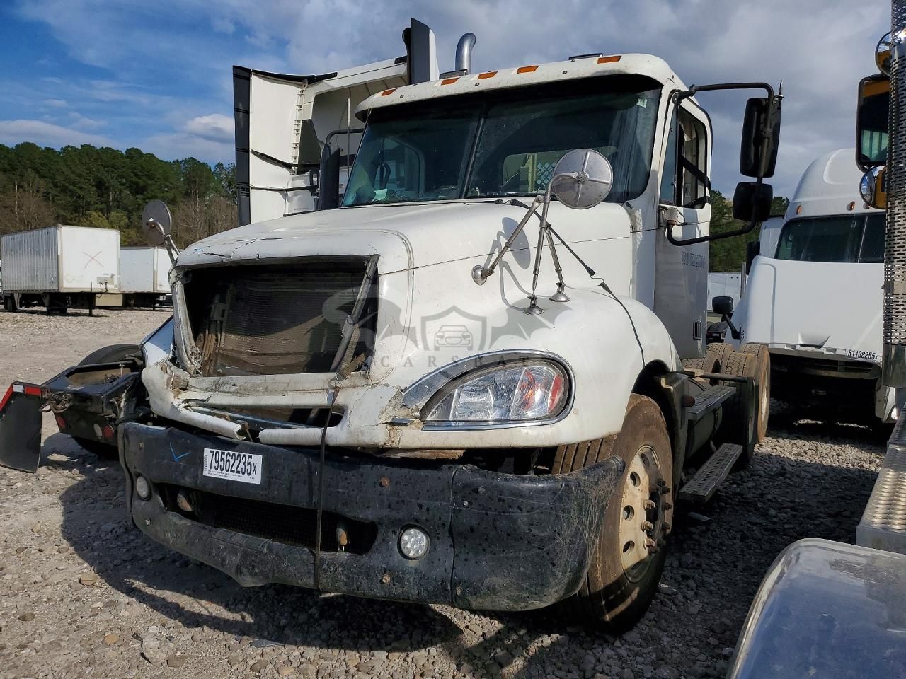 Freightliner Columbia 14.0L 6 2004