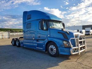 Volvo VNL 12.8L 6 2015