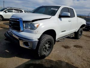 Toyota Tundra 4.6L 8 2012