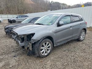 Mitsubishi Outlander 2.0L 4 2015