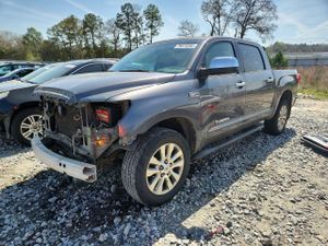 Toyota Tundra 5.7L 8 2013