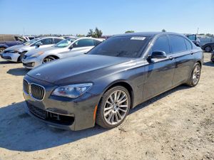 BMW 7 Series 4.4L 8 2013