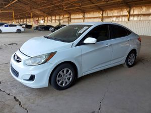 Hyundai Accent 1.6L 4 2013