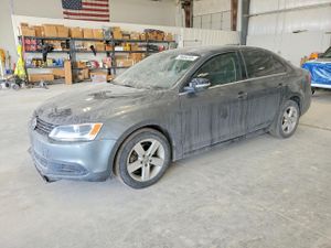 Volkswagen Jetta 2.0L 4 2013
