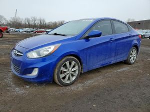 Hyundai Accent 2013