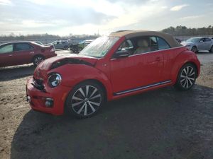 Volkswagen Beetle 2L 4 2015