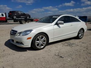 Mercedes-Benz E 3.5L 6 2011