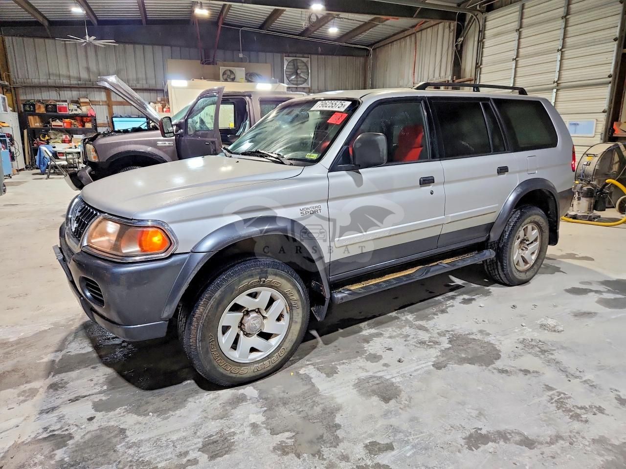 Mitsubishi Montero 3.5L 6 2002