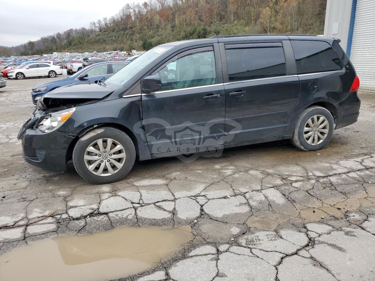 Volkswagen Routan 3.6L  6 2013