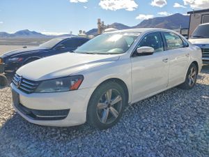 Volkswagen Passat 2.5L 5 2013