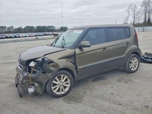 Kia Soul 2.0L 4 2012