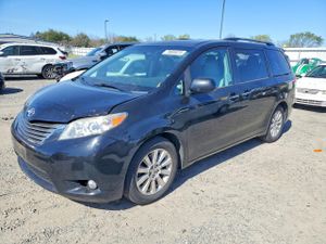 Toyota Sienna 3.5L 6 2011