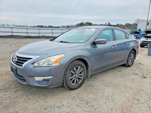 Nissan Altima 2.5L 4 2015