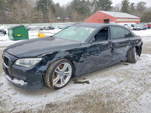 BMW 7 Series 4.4L 8 2014