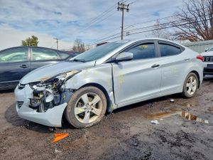 Hyundai Elantra 1.8L 4 2013