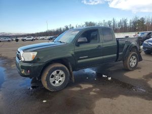 Toyota Tacoma 2.7L 4 2014