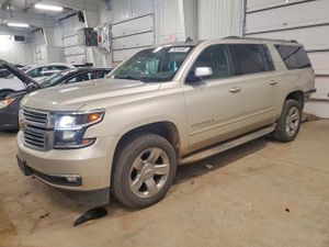 Chevrolet Suburban 5.3L 8 2015