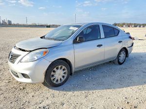 Nissan Versa 1.6L 4 2014