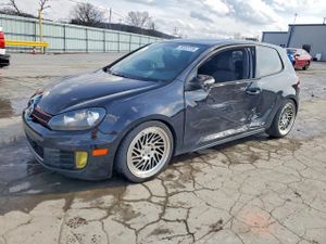 Volkswagen Golf 2.0L 4 2011