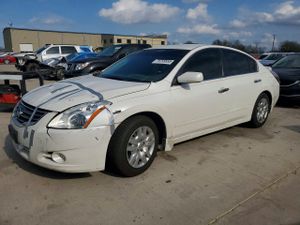 Nissan Altima 2.5L 4 2010
