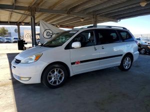 Toyota Sienna 3.3L 6 2005
