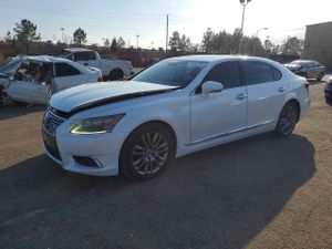 Lexus LS 4.6L 8 2013